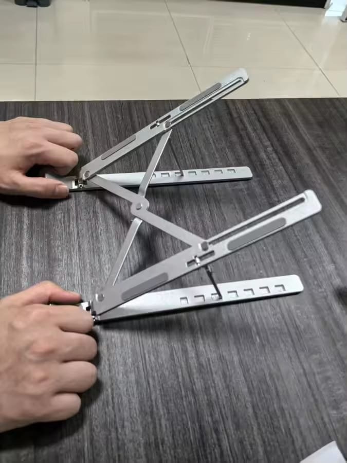 Foldable Adjustable Laptop Stand - Image 2